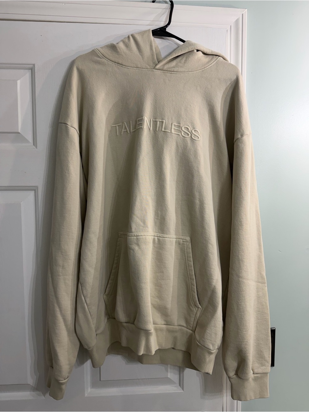 TALENTLESS Cream Embroidered Pullover Hoodie